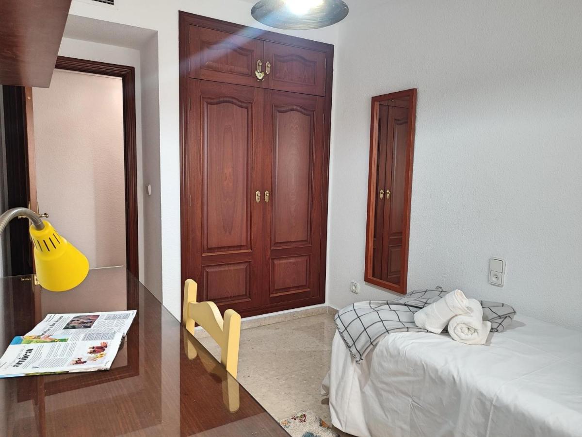 Centrico Apartamento Jardines De Vallellano Cordova Esterno foto
